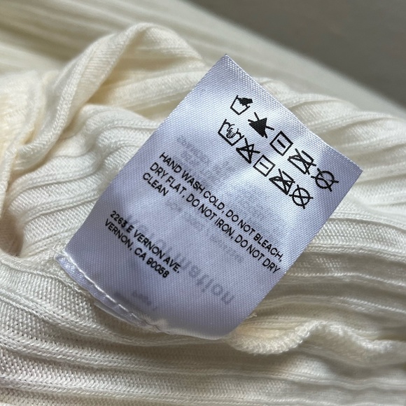 REFORMATION JEANS | Petalo Ribbed Wrap Ballet Crop Top in Cream | Size Large - Picture 9 of 10